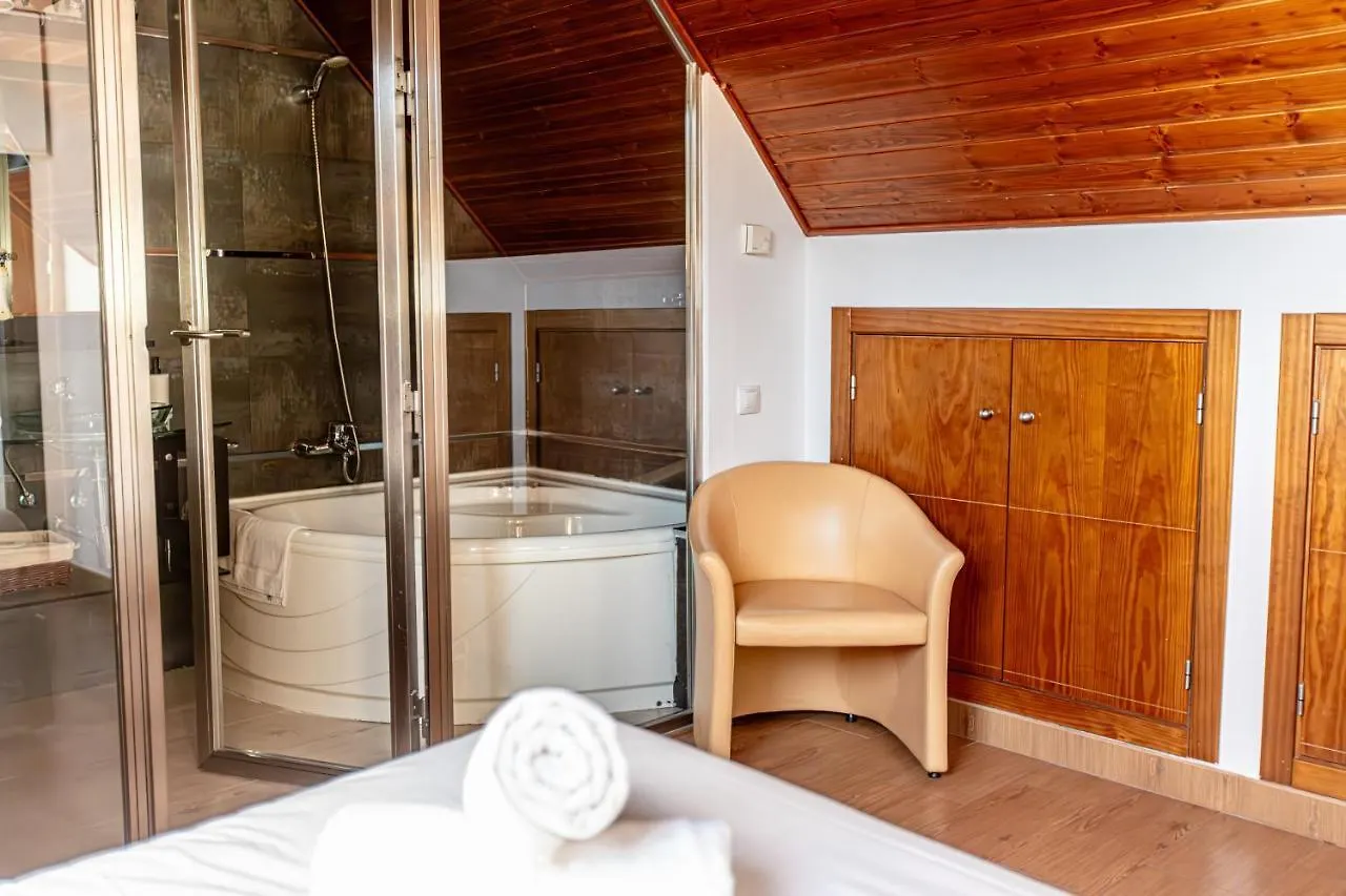 Holidays Duplex Lujo Monte Oiz 4 Habitaciones Y 2 Plazas De Parking Sierra Nevada 0*,  Spain