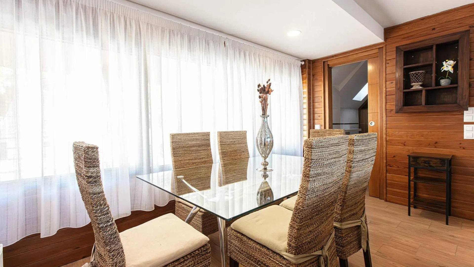 Apartment Holidays Duplex Lujo Monte Oiz 4 Habitaciones Y 2 Plazas De Parking Sierra Nevada