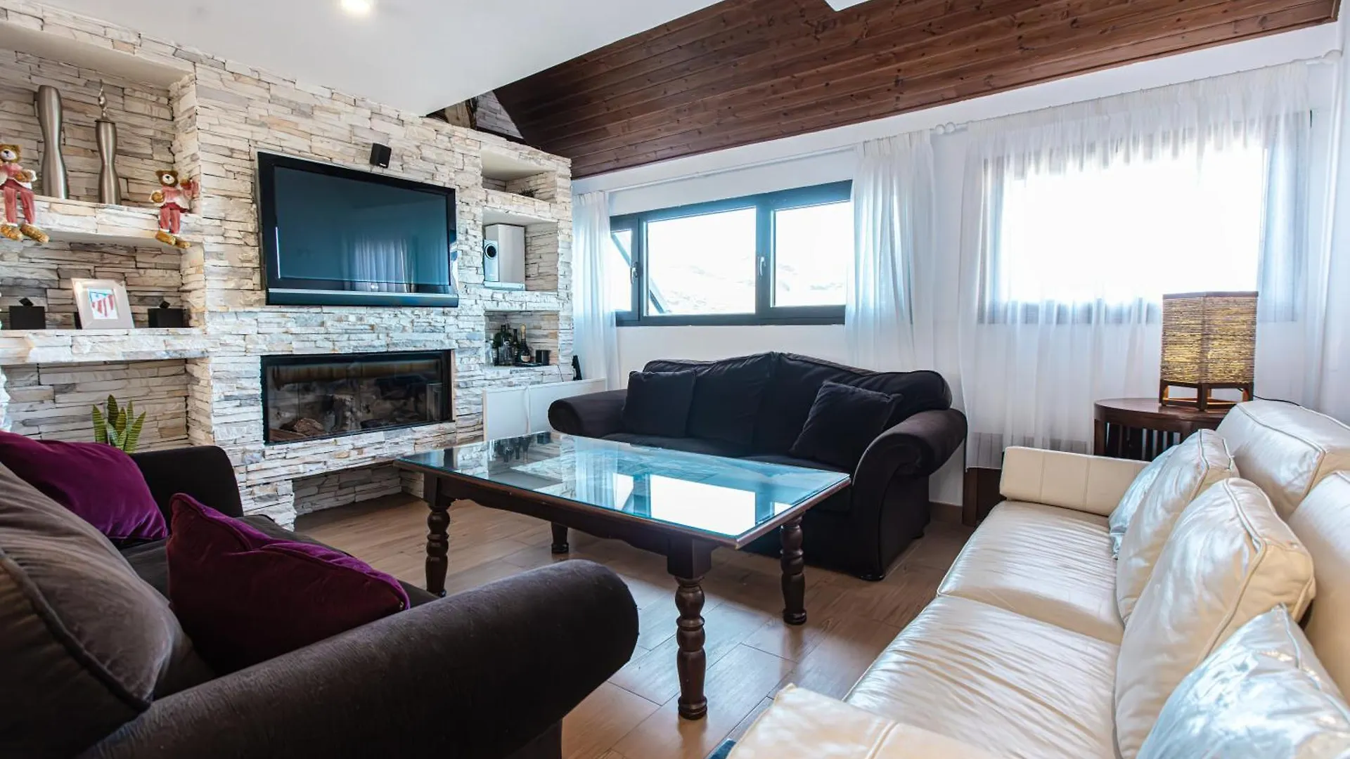 Holidays Duplex Lujo Monte Oiz 4 Habitaciones Y 2 Plazas De Parking Sierra Nevada Spain